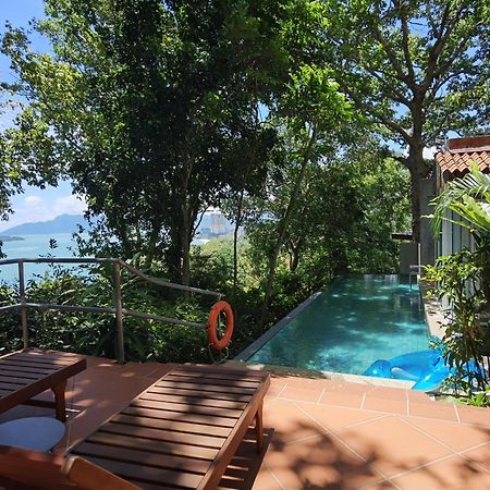 Ambong Pool Villas - Private Pool Пантай Ченанг Екстериор снимка
