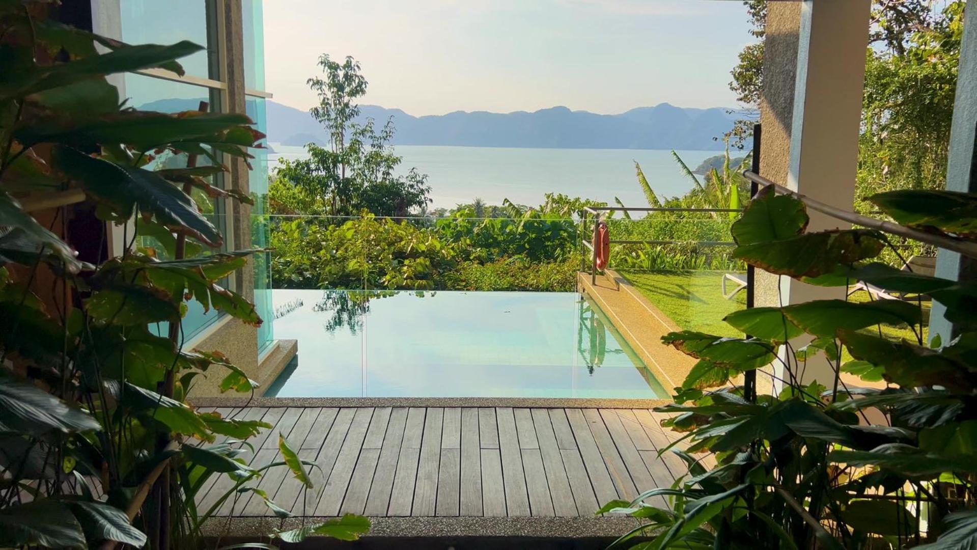 Ambong Pool Villas - Private Pool Пантай Ченанг Екстериор снимка