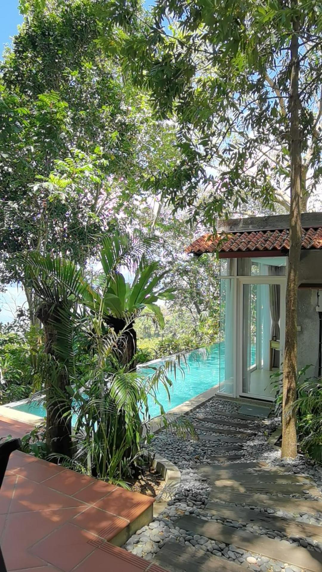 Ambong Pool Villas - Private Pool Пантай Ченанг Екстериор снимка